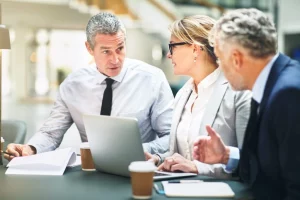 Discover How Community Banks Work